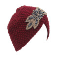 Frauen strickte Rhinestone-Blumen-Hut-Kreuz-Häkelarbeit-Turban-Mütze Winter-Indien-Kappen-warmer Hut (HW128)